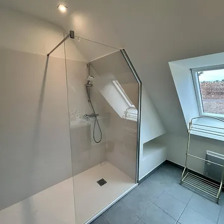 Maison Lumineuse, Entierement Renovee, A Quelques Pas De La Et Des Commerces. * Erquy