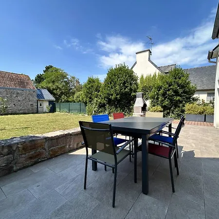 Villa Maison Lumineuse, Entierement Renovee, A Quelques Pas De La Et Des Commerces. Erquy